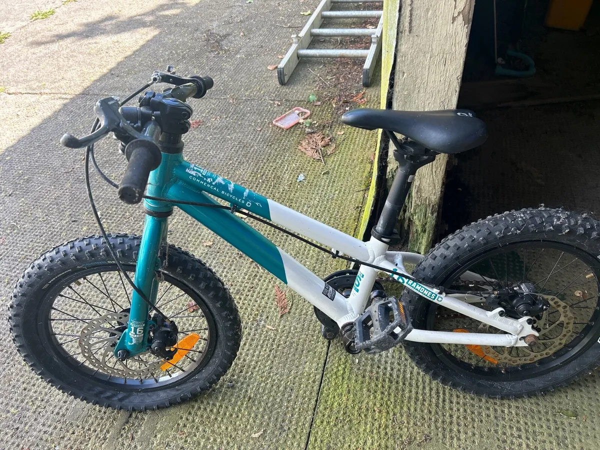 2021 Commencal Ramones 16 Bike - Image 4