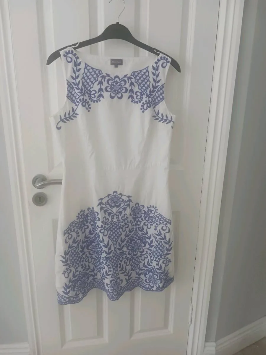 Dress (Phase Eight) Size 12 - Image 1