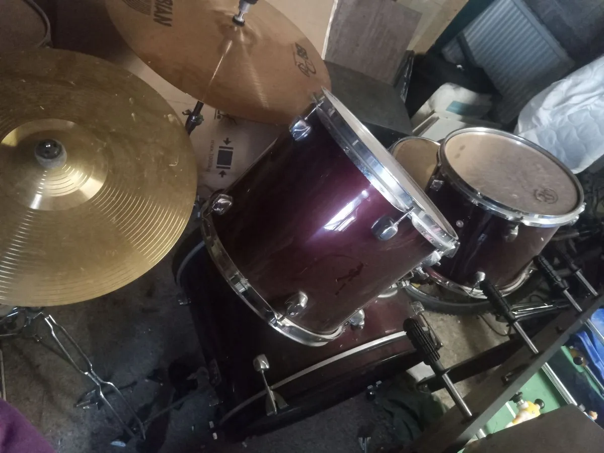 Drum kit with seat and bits.Drums - Image 2