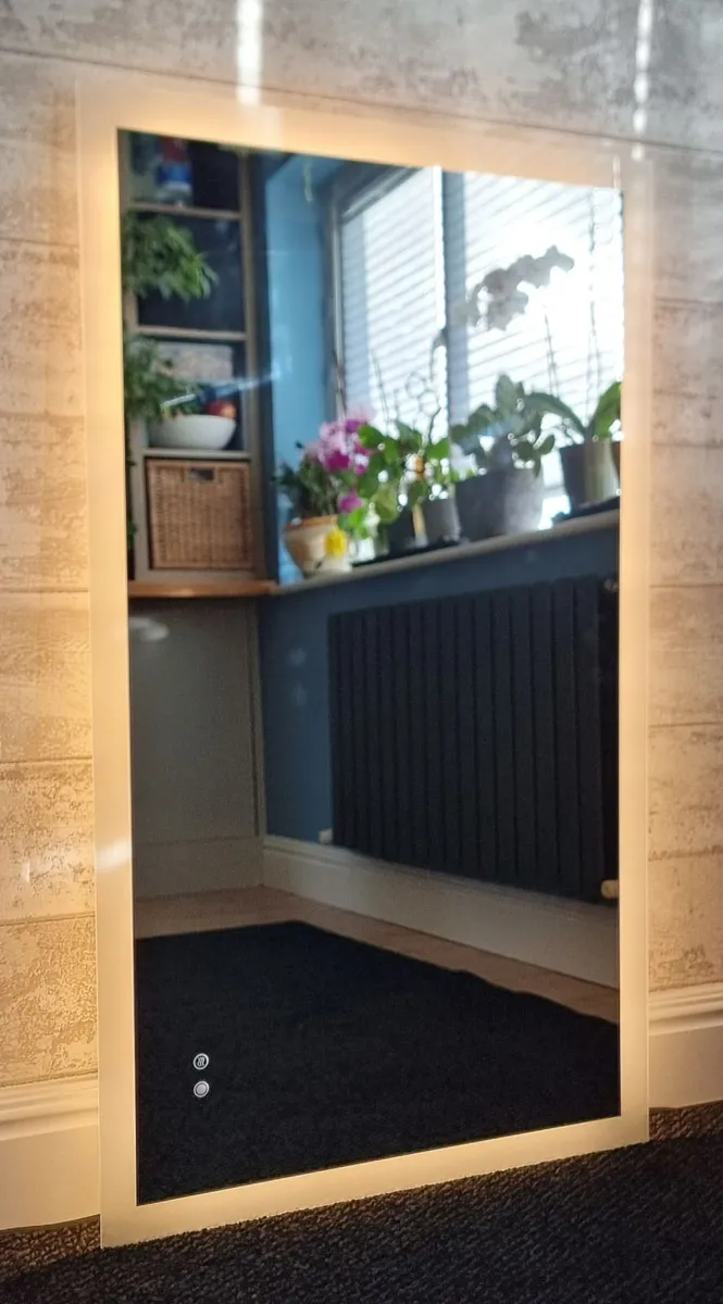 LED Bathroom Mirror Vertical Horizonat Fit Touch - Image 4