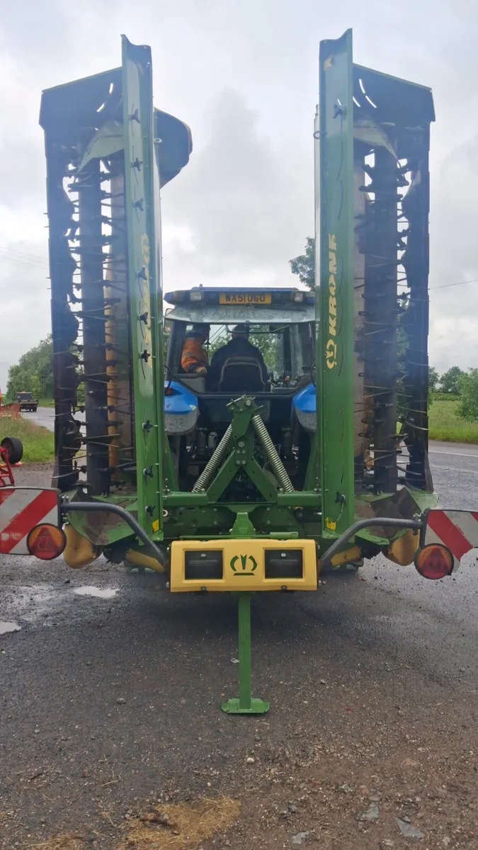 KRONE BUTTERFLY MOWERS - Image 2