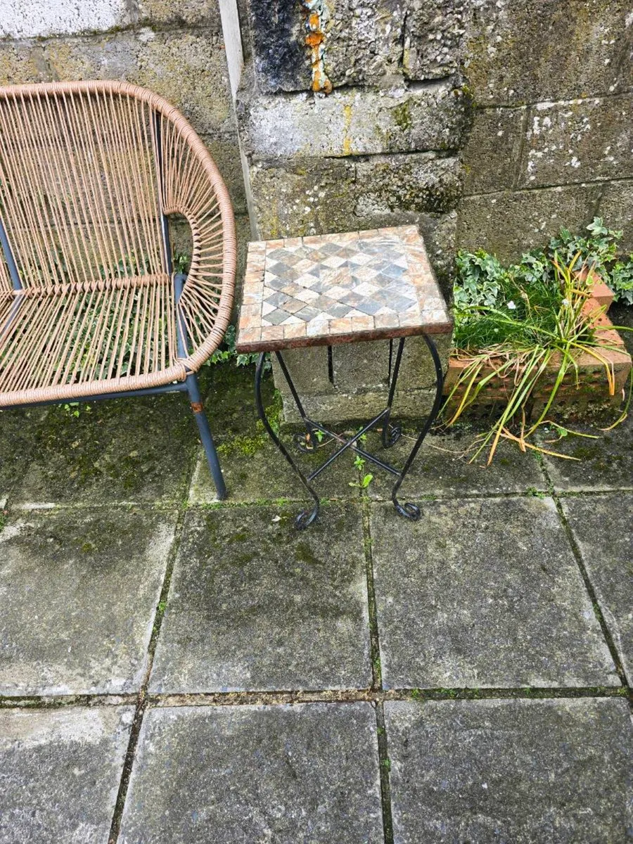 4 small garden tables - Image 4