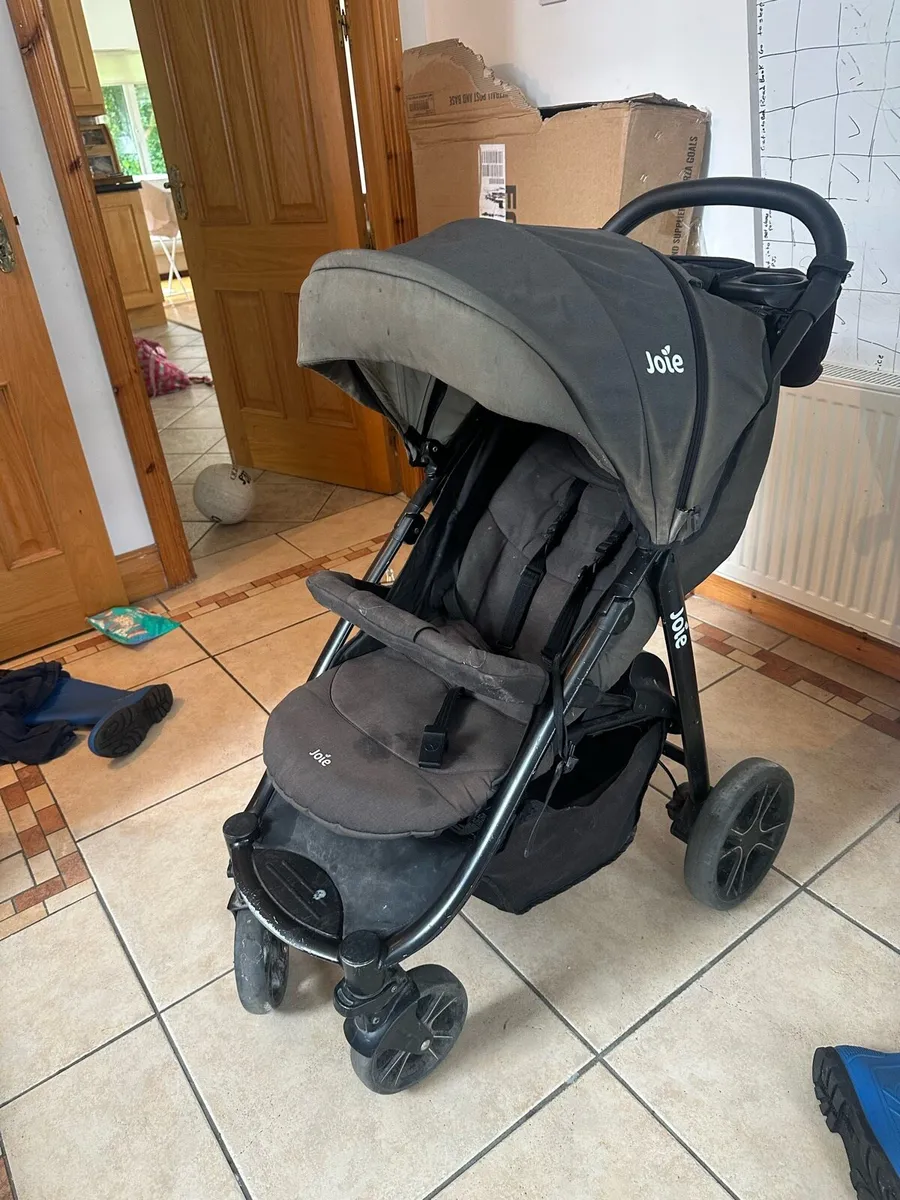Joie buggy - Image 1