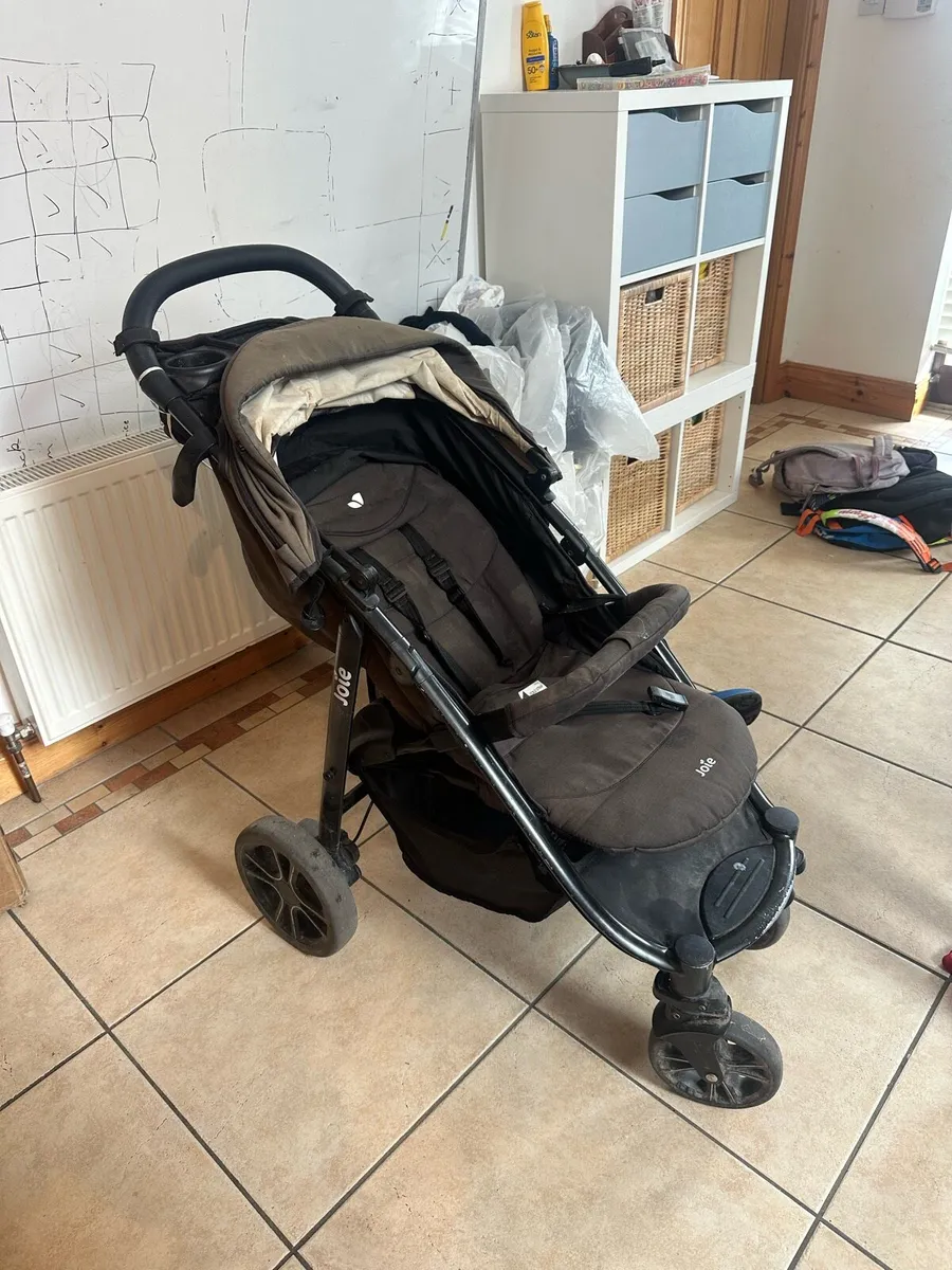 Joie buggy - Image 2
