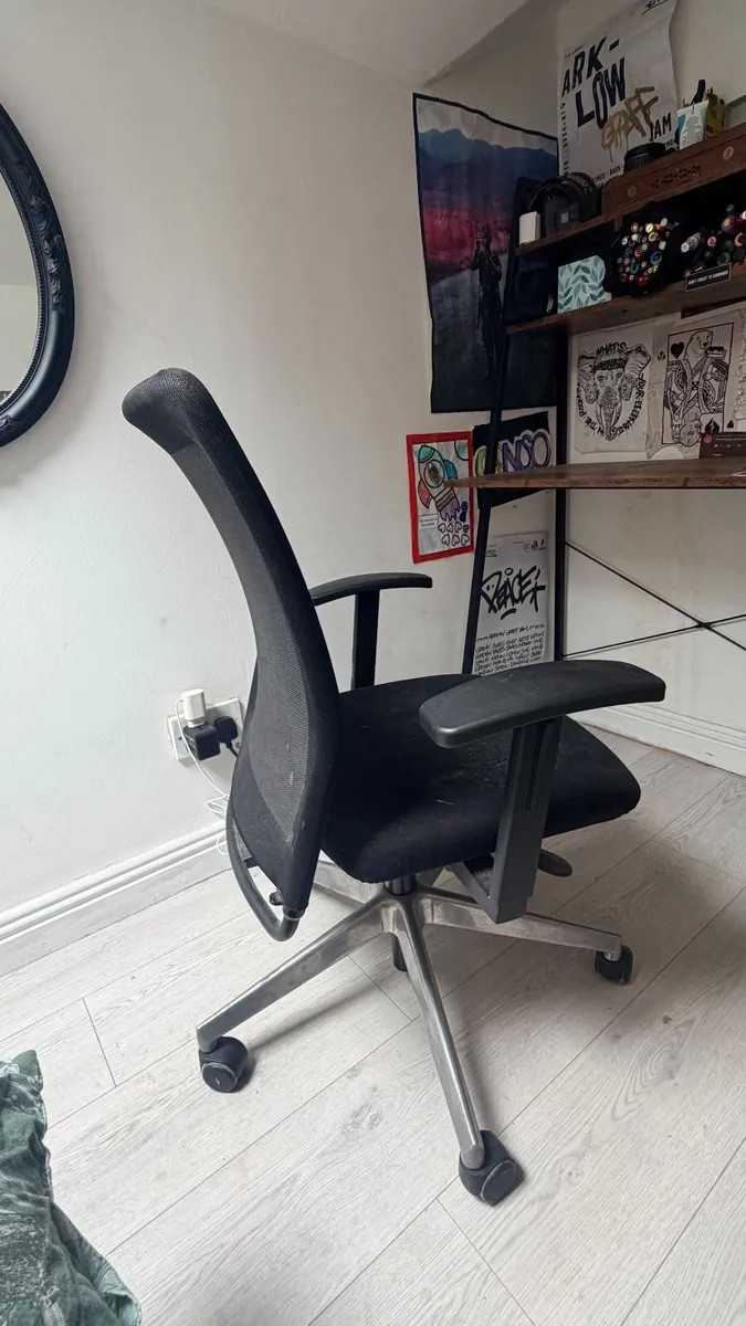 Office desk, office chair and storage unit FREE - Image 2