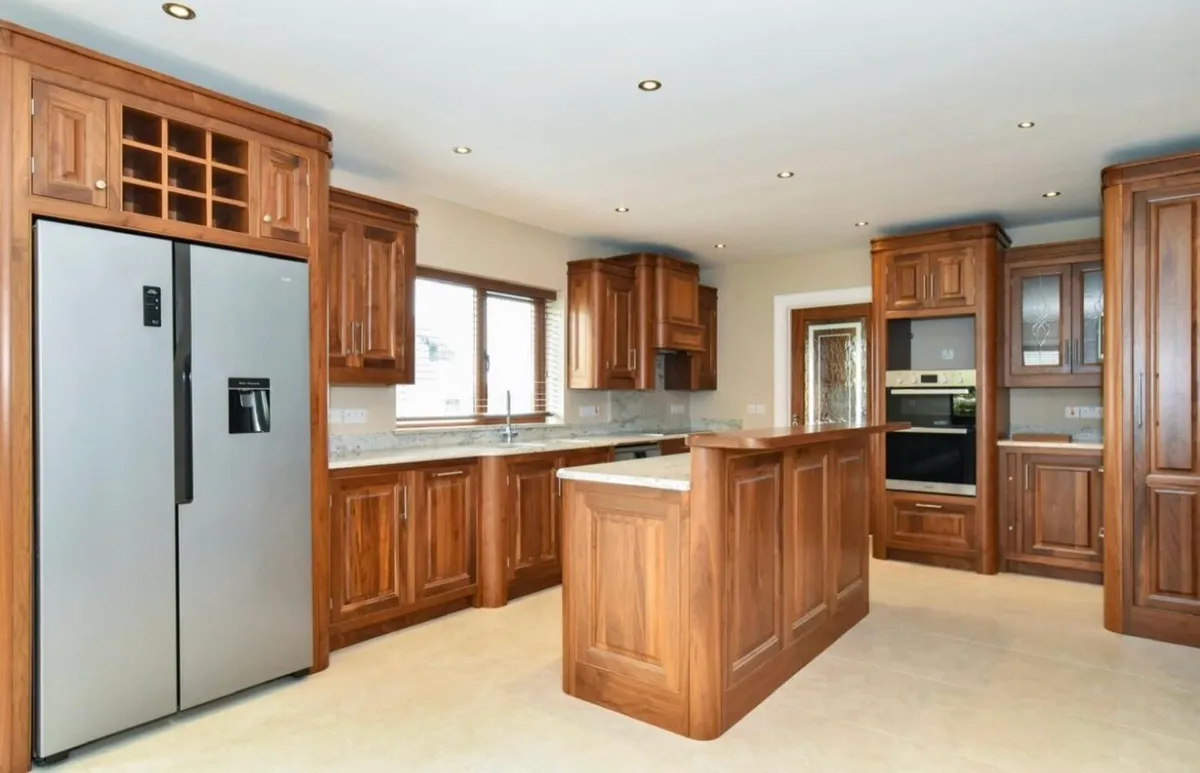 SOLID WALNUT INLAID KITCHEN & APPLIANCES - Image 3