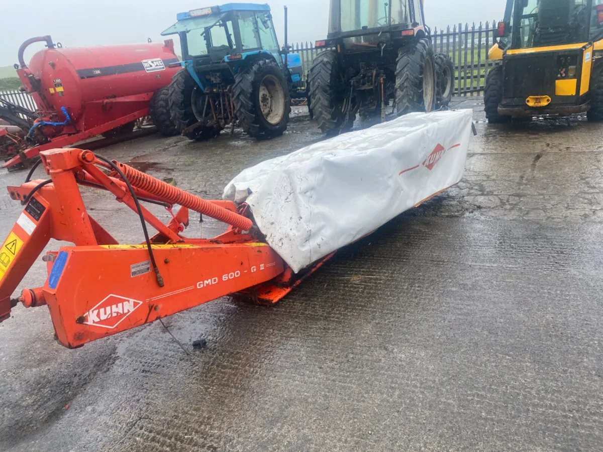 Kuhn gmd. 600 mower - Image 2