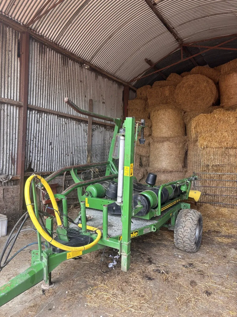 Mchale 991BJ bale wrapper - Image 1