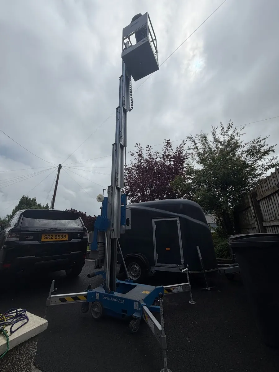 Genie AWP-25S push-around vertical work lift - Image 3