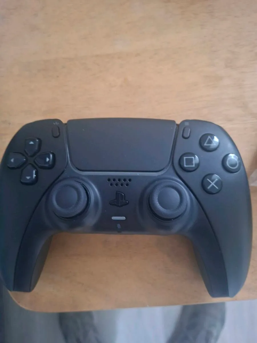Ps5 1tb disc version - Image 3