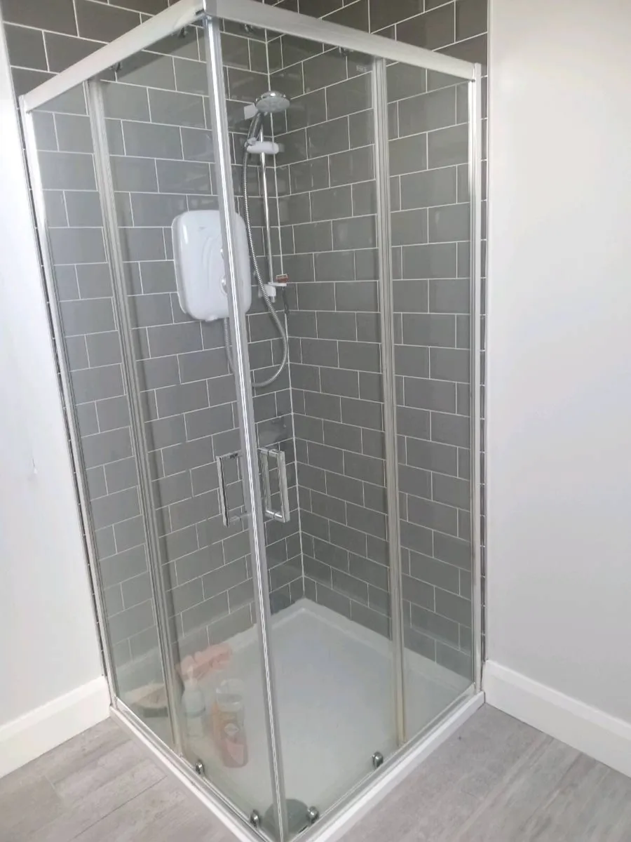 Shower Doors with Fixtures and Fittings - No Base - Image 1
