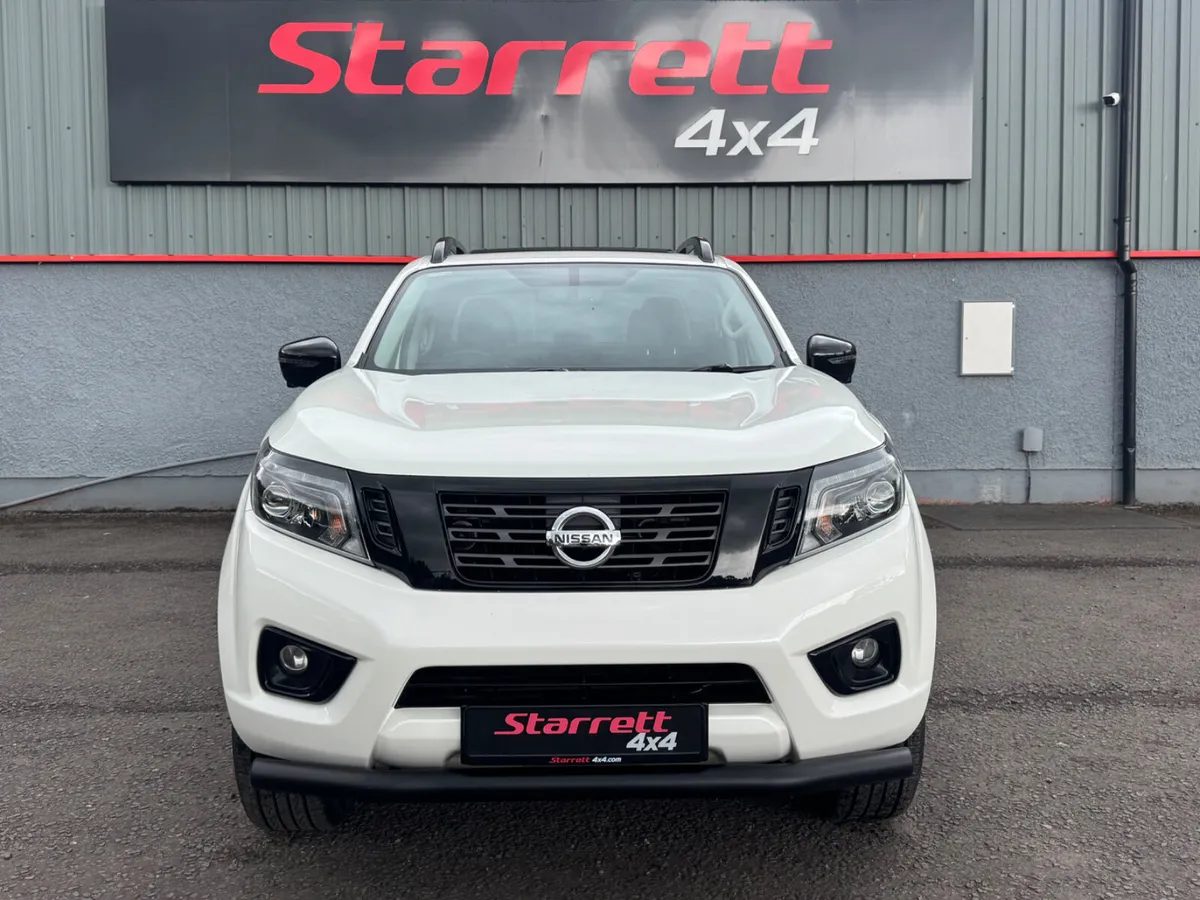 NO VAT - November 2019 Nissan Navara N-Guard - Image 4