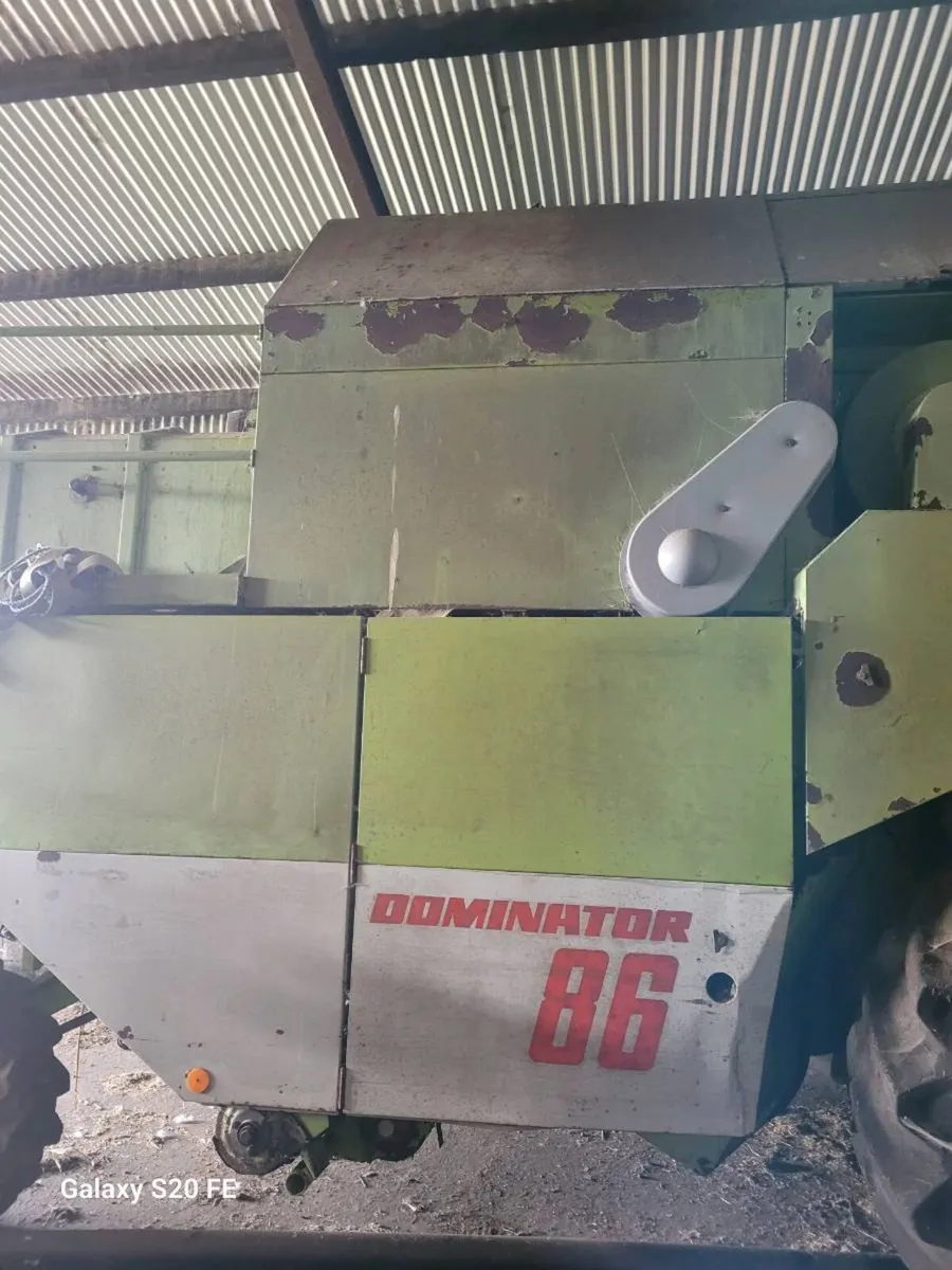 Combine Harvester - Image 2