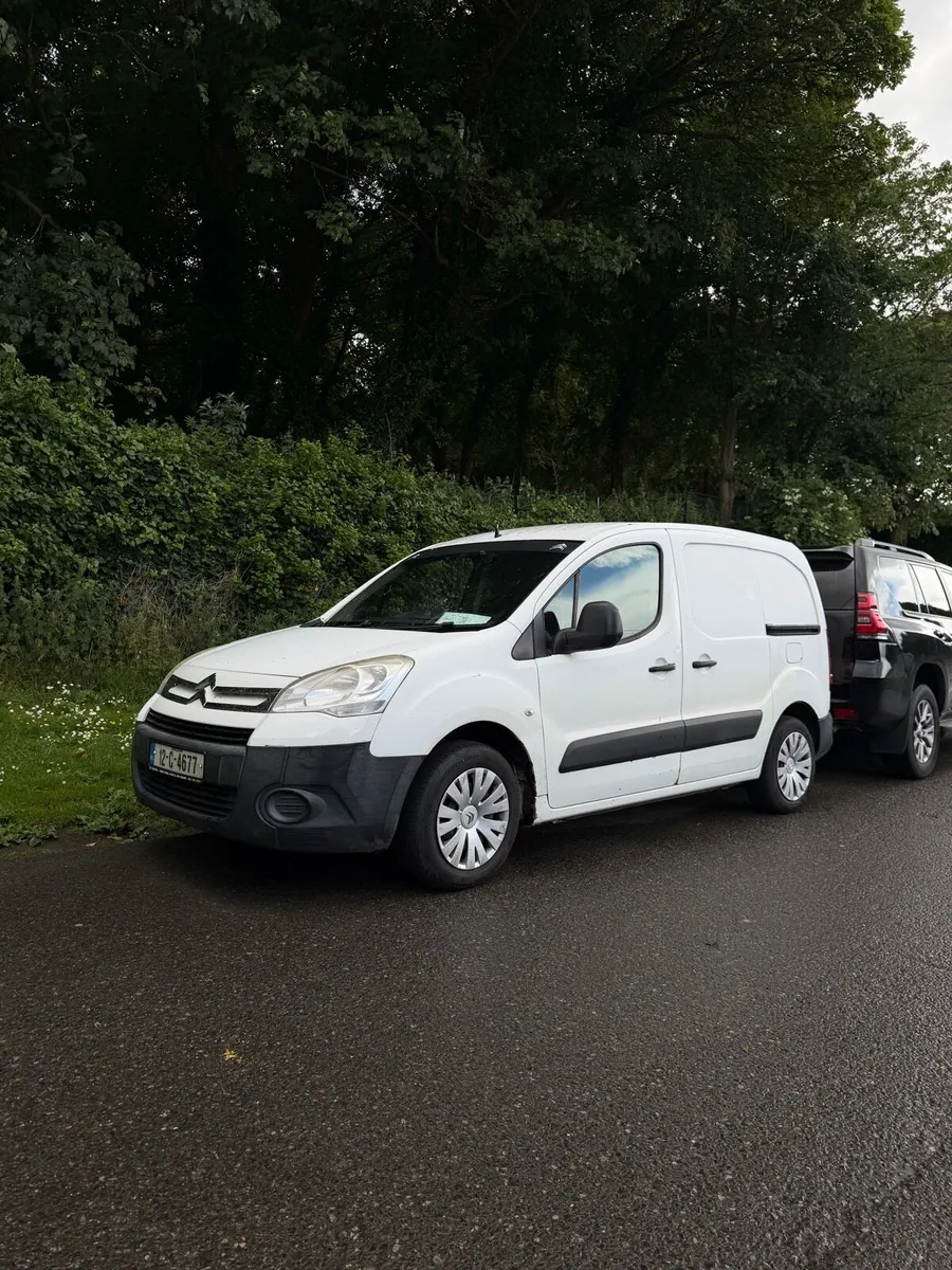 Citroen Berlingo 2012 tow bar - Image 1