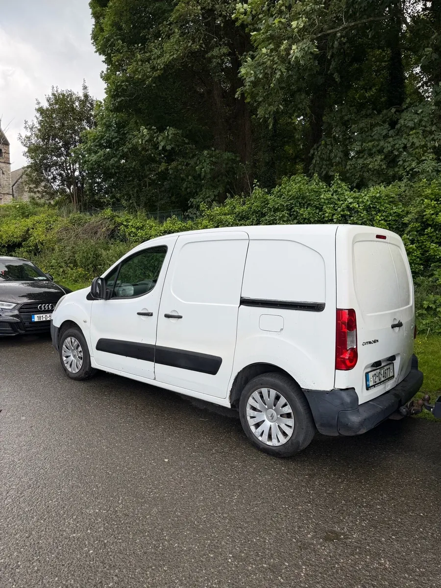 Citroen Berlingo 2012 tow bar - Image 2