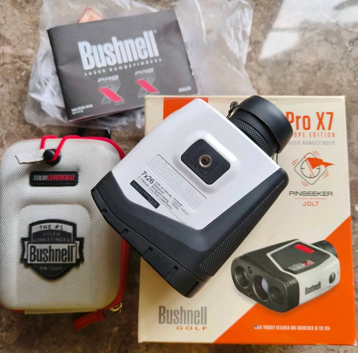 Bushnell Pro X7 Golf Rangefinder - Image 3