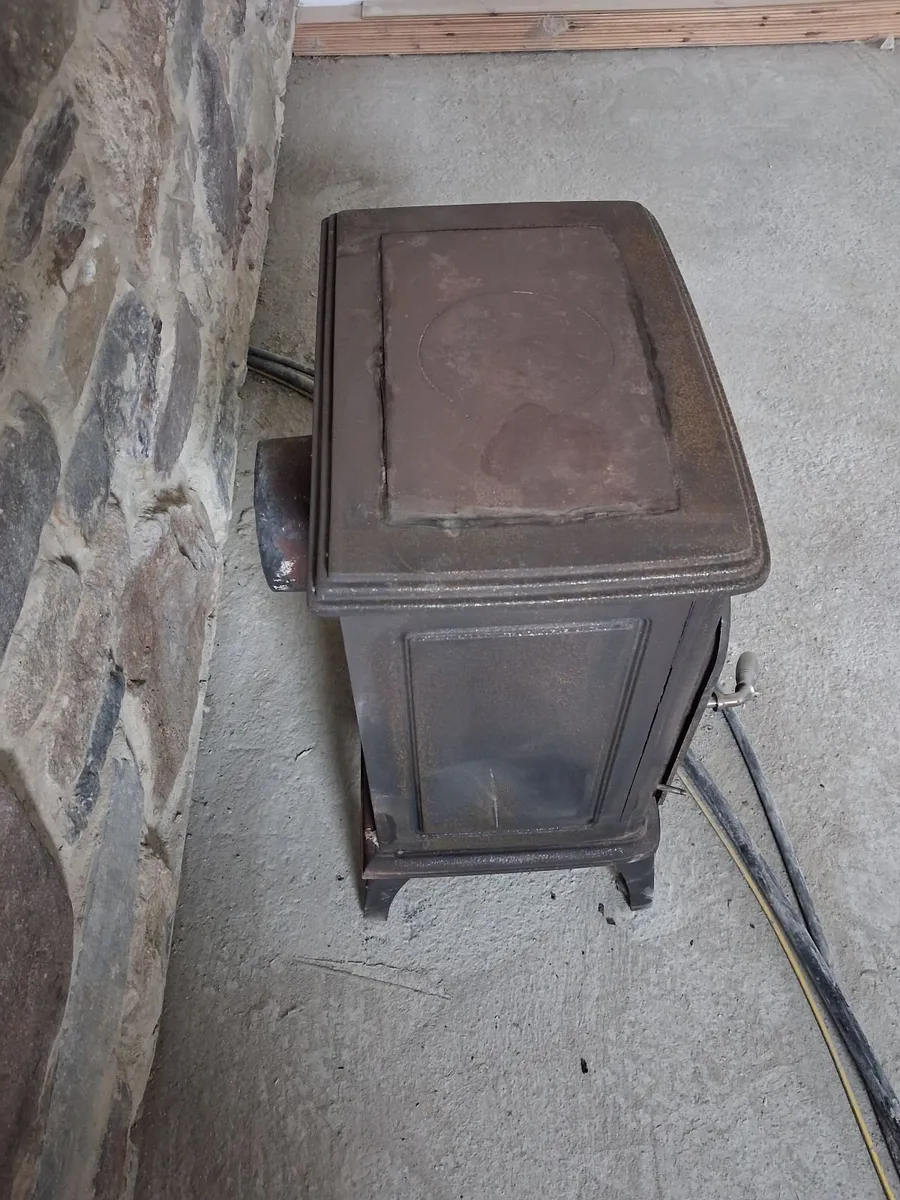 Stove - Image 2