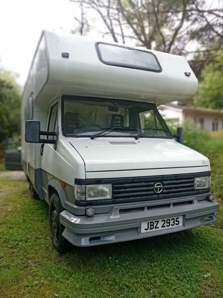 Motor home - Image 1