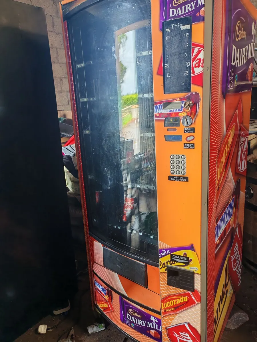 Vending machines - Image 1