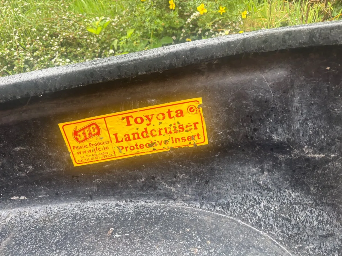 Land Cruiser protective liner - Image 1