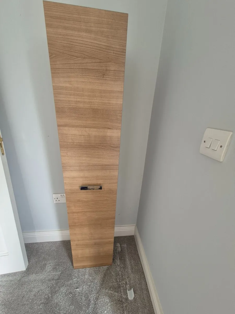 Bathroom Unit - Image 2
