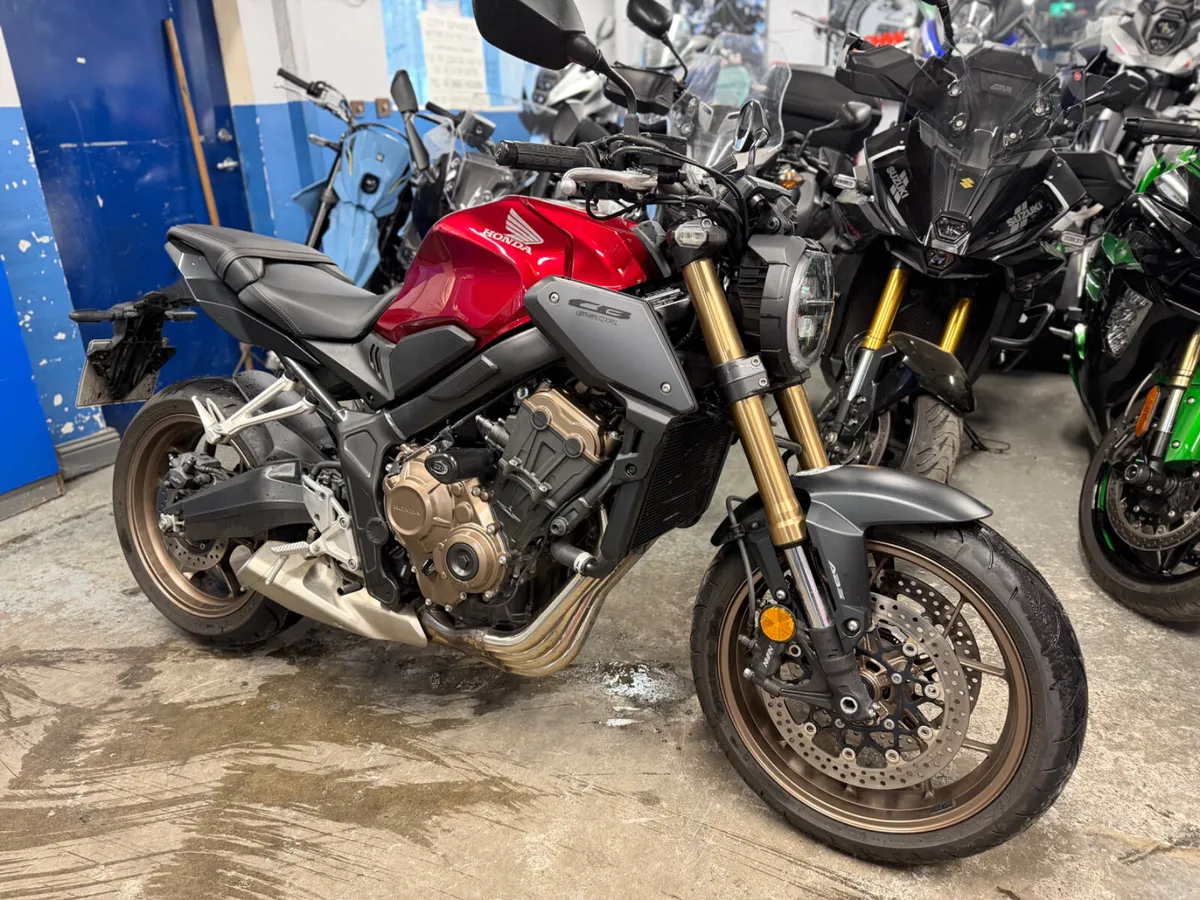 2023 HONDA CB650R - Image 2