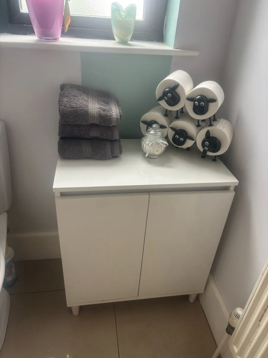 Bathroom cabinet - Image 2