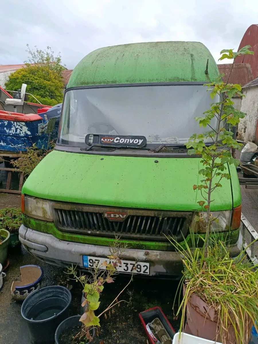 LDV Minibus with Campervan Potential - Image 1