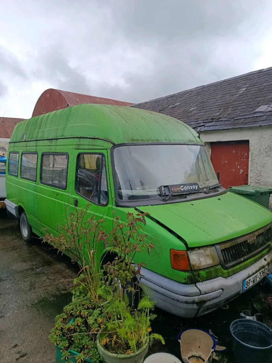 LDV Minibus with Campervan Potential - Image 3