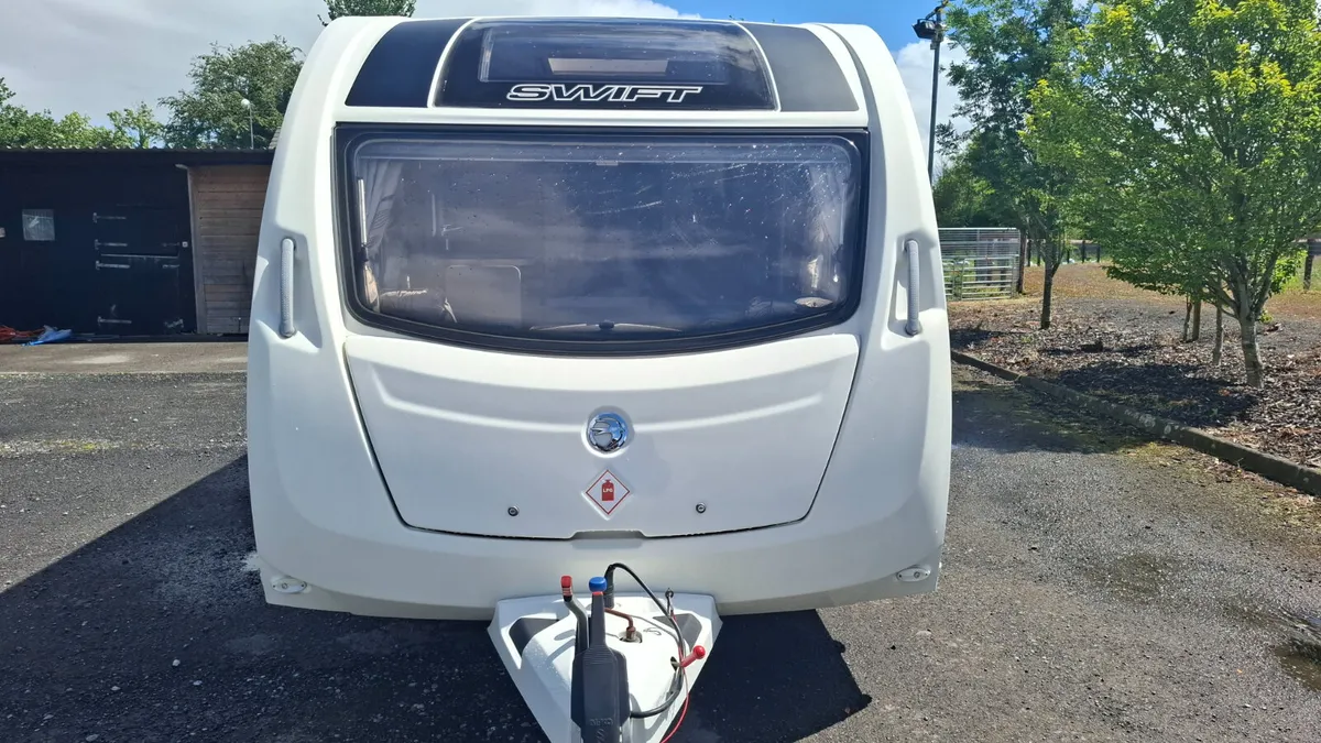 Swift Freestyle caravan - Image 2
