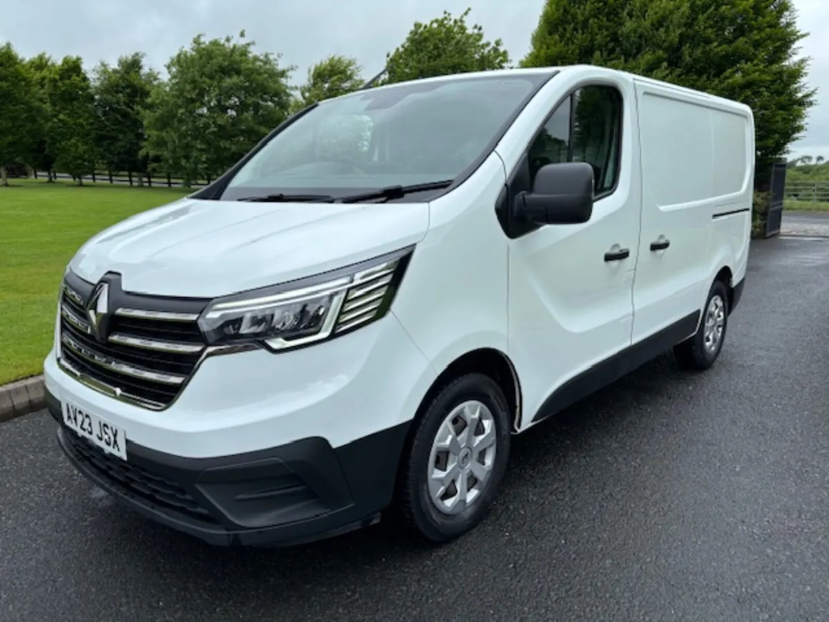 Renault Trafic 2023 - Image 3