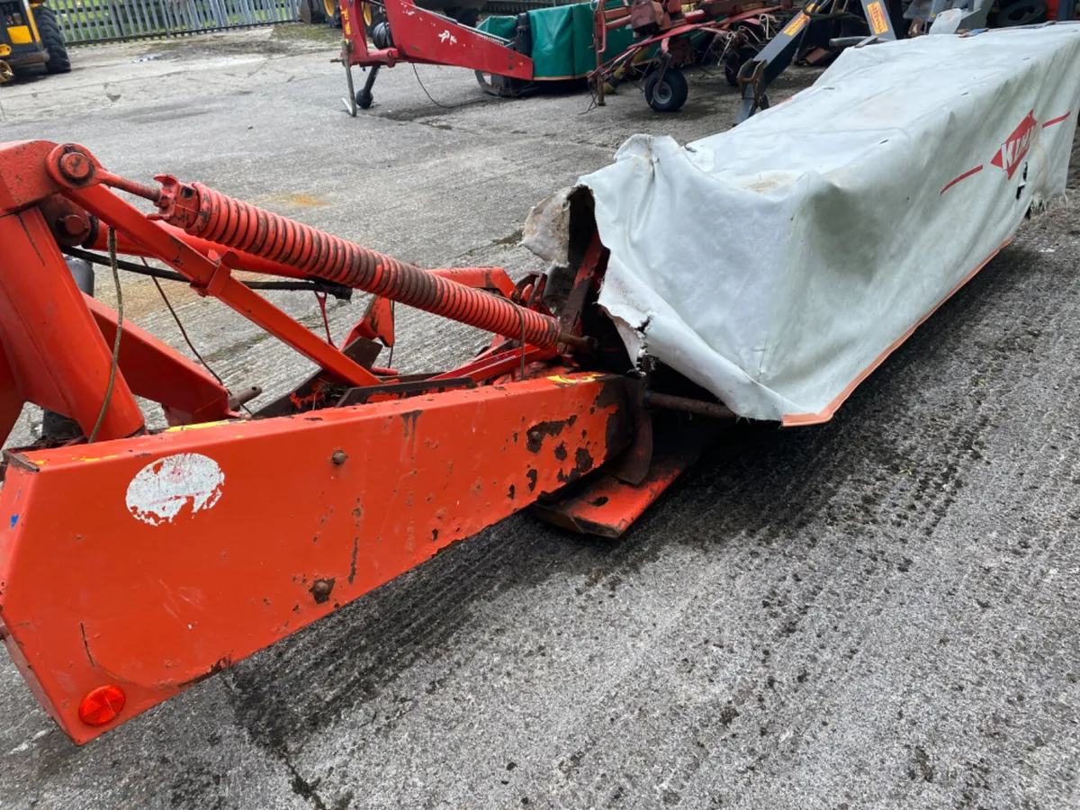 Kuhn gmd 600 mower - Image 2