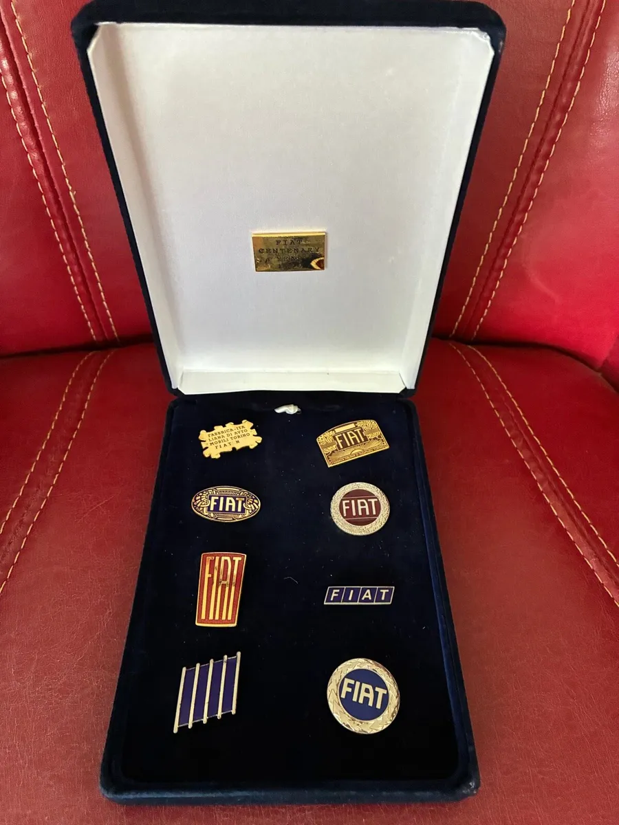 Fiat Centenary Lapel Pin Set - Image 1