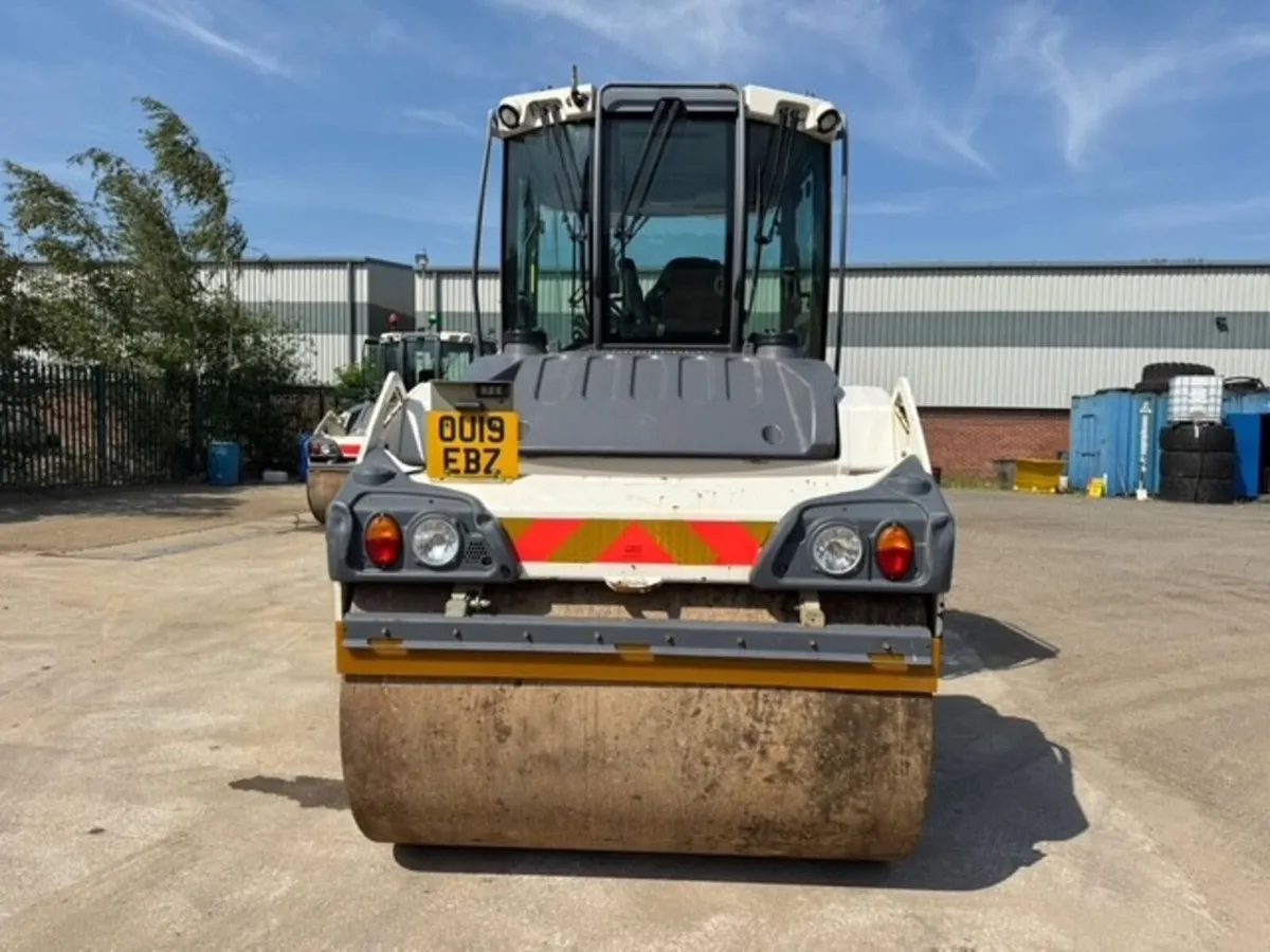 2019 HAMM HD+80i VV Tandem Roller - Image 4