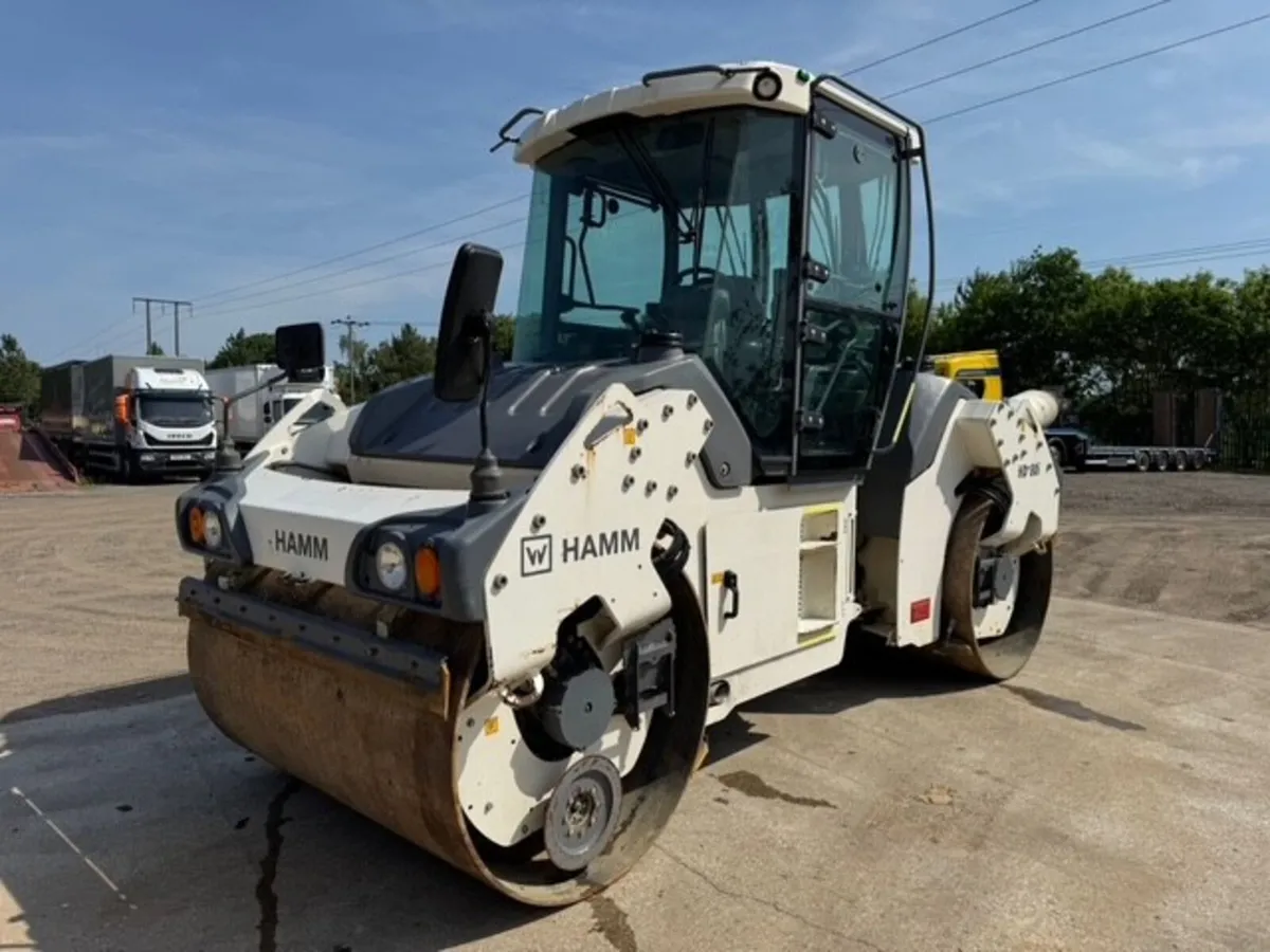 2019 HAMM HD+80i VV Tandem Roller - Image 1