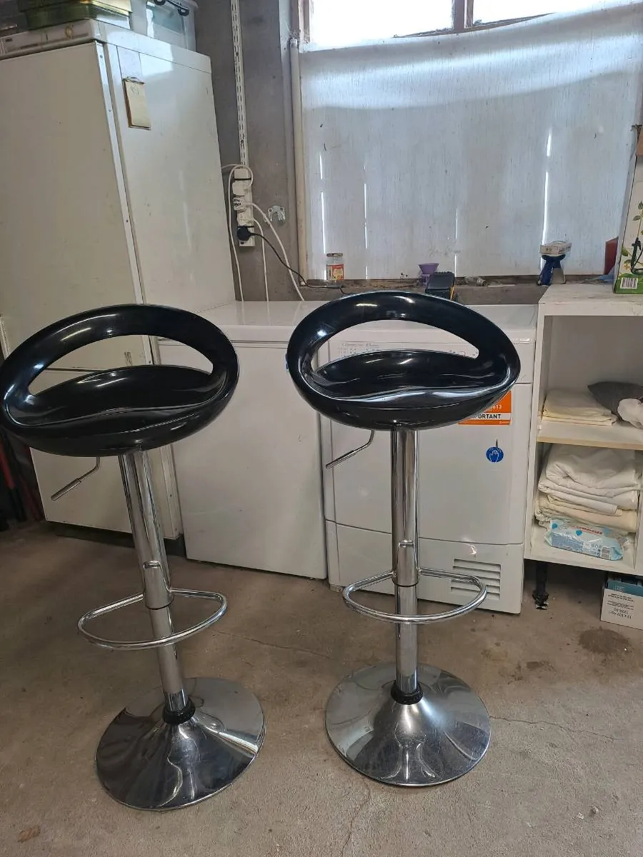 Kitchen stools - Image 2