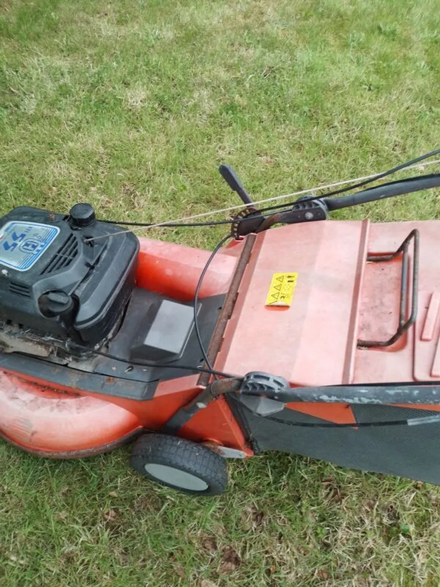 self-drive lawnmower - Image 1
