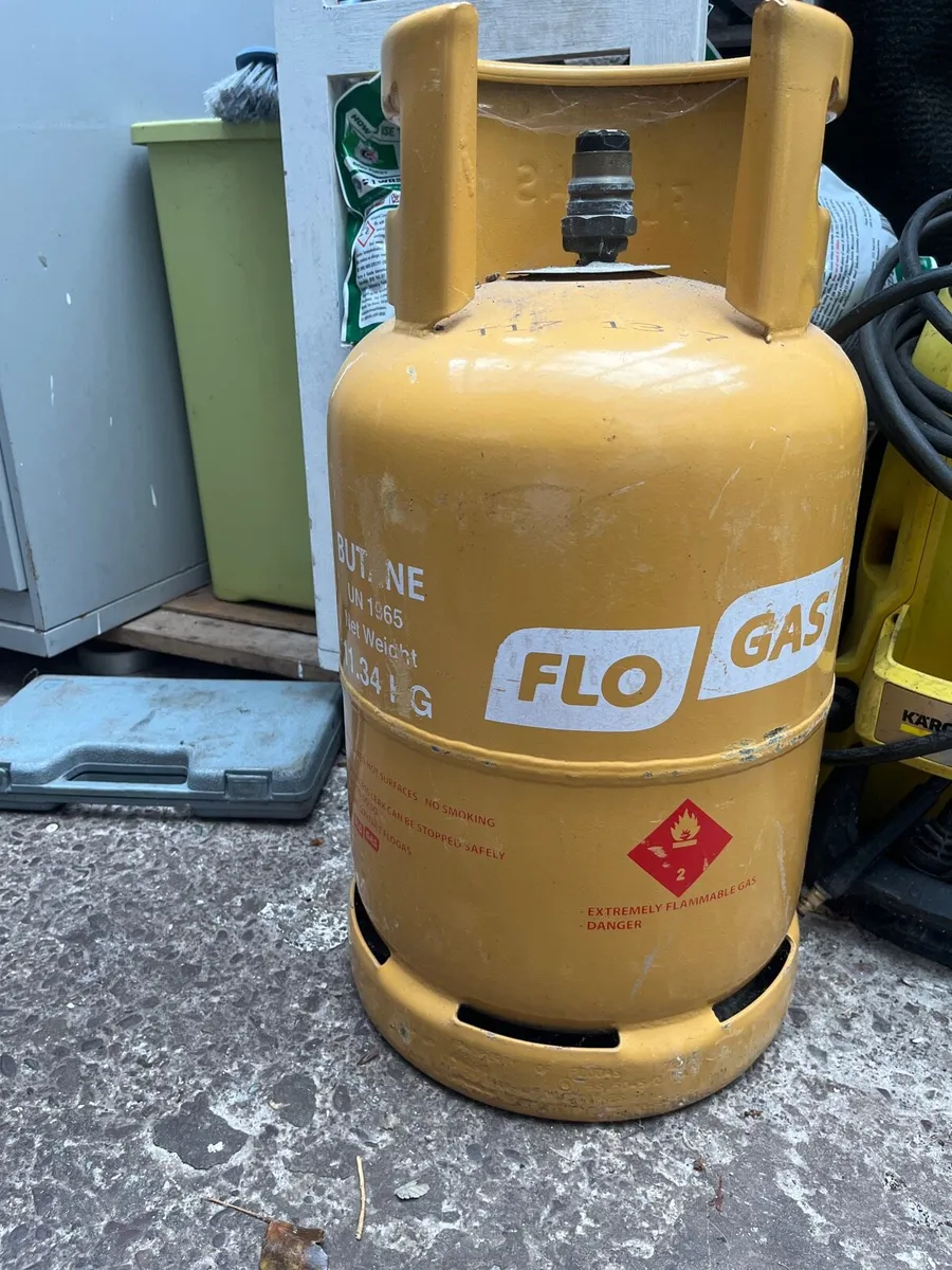 Gas cylinder - Image 1