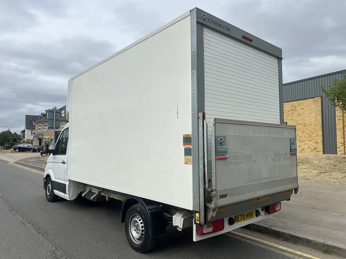 2020 Volkswagen Crafter Luton Box Van - Image 3