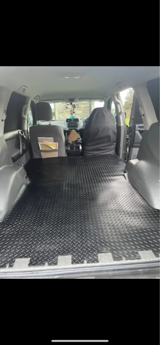 2012 Toyota Landcruiser Automatic - Image 2