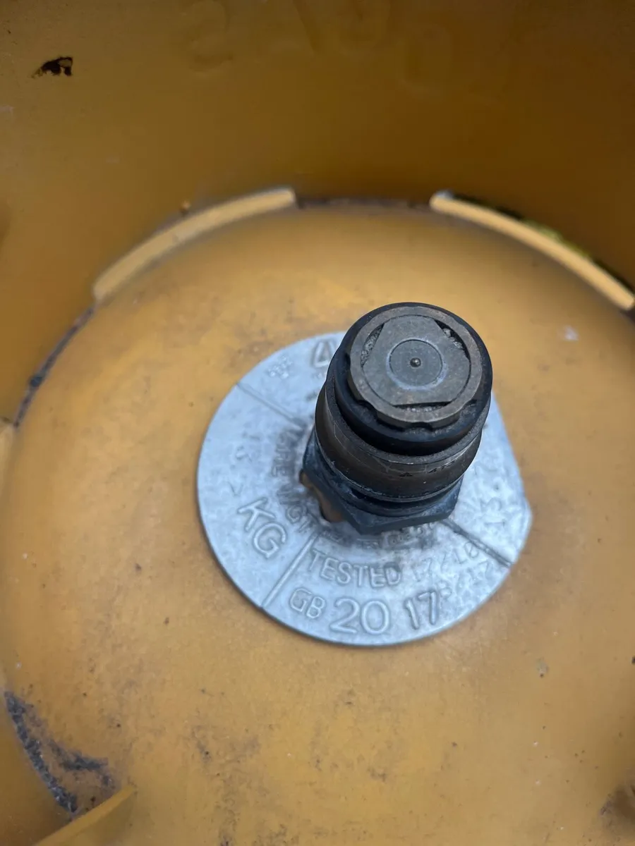 Gas cylinder - Image 4