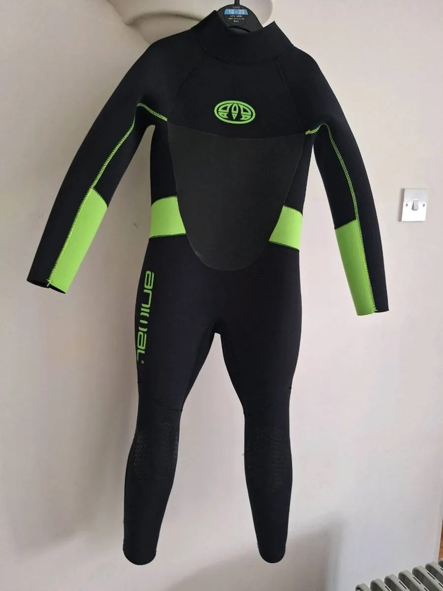 Animal Wetsuit 7/8yrs - Image 1