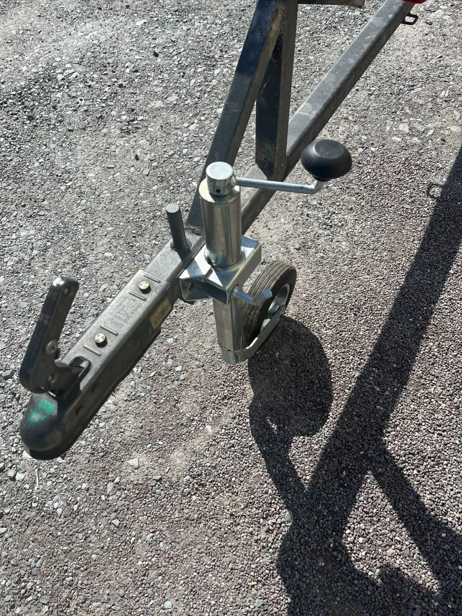 Boat trailer for Inflatable - Image 3