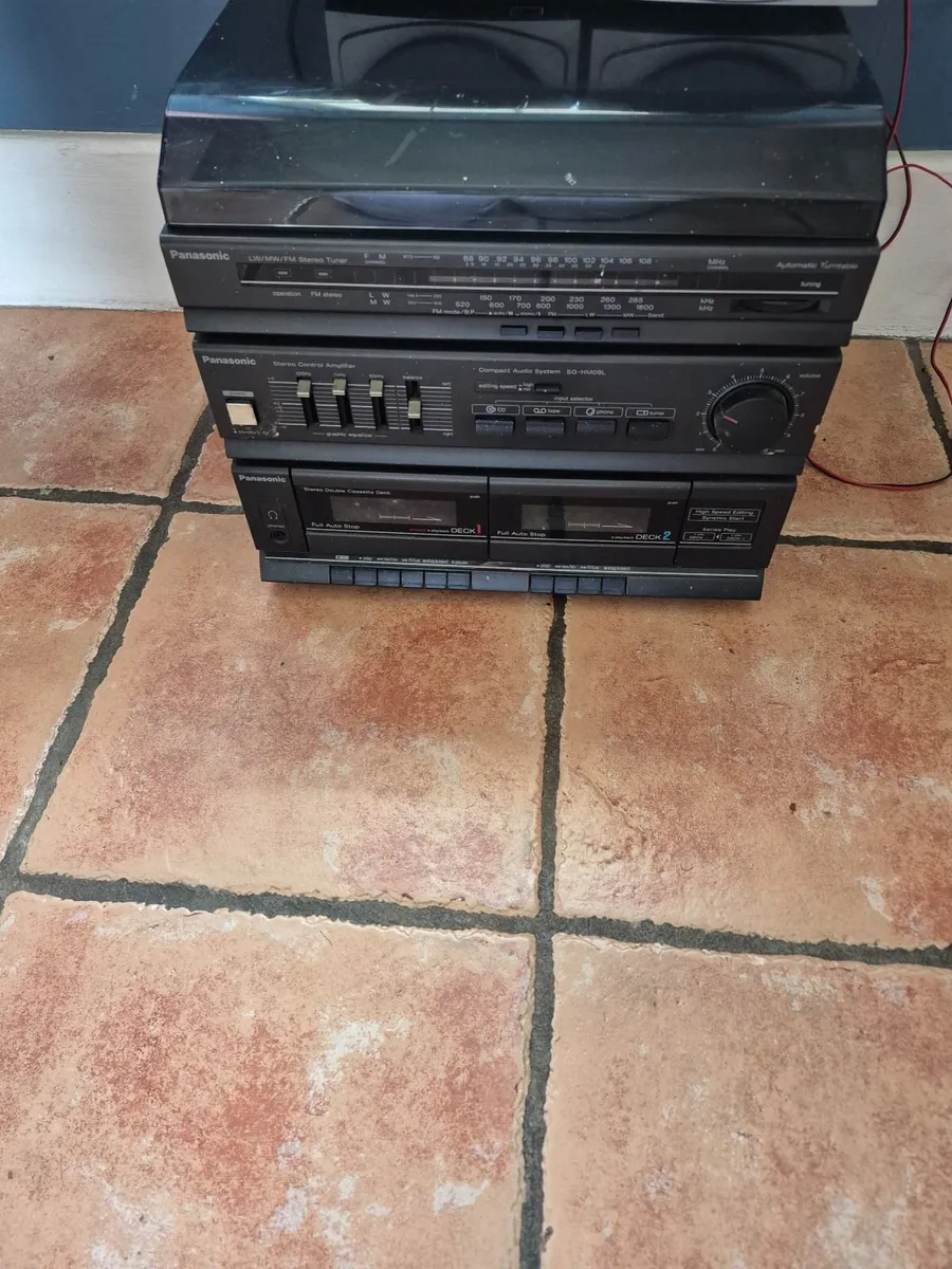 Record and cassette player - Image 2