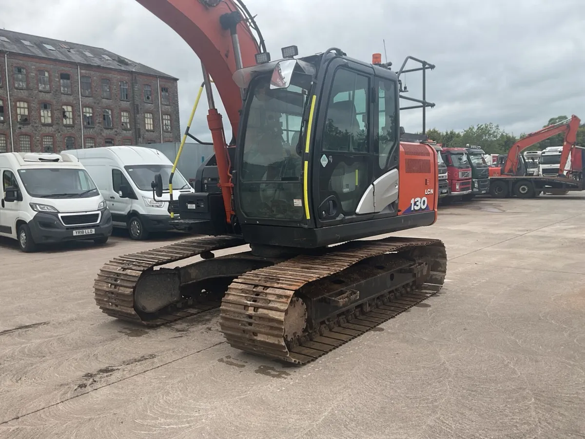 2020 HITACHI ZX130LCN-6 Tracked Excavator - Image 3