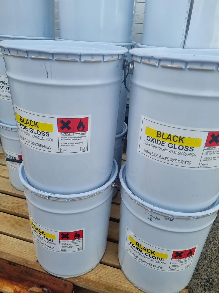 20ltr 80€ oxide paint available - Image 3