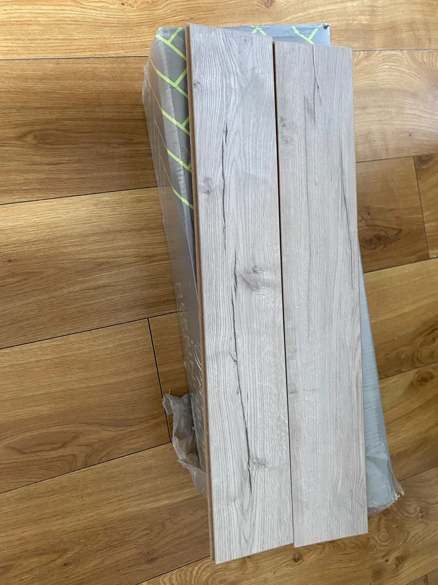 Herringbone Lamate flooring - Image 3