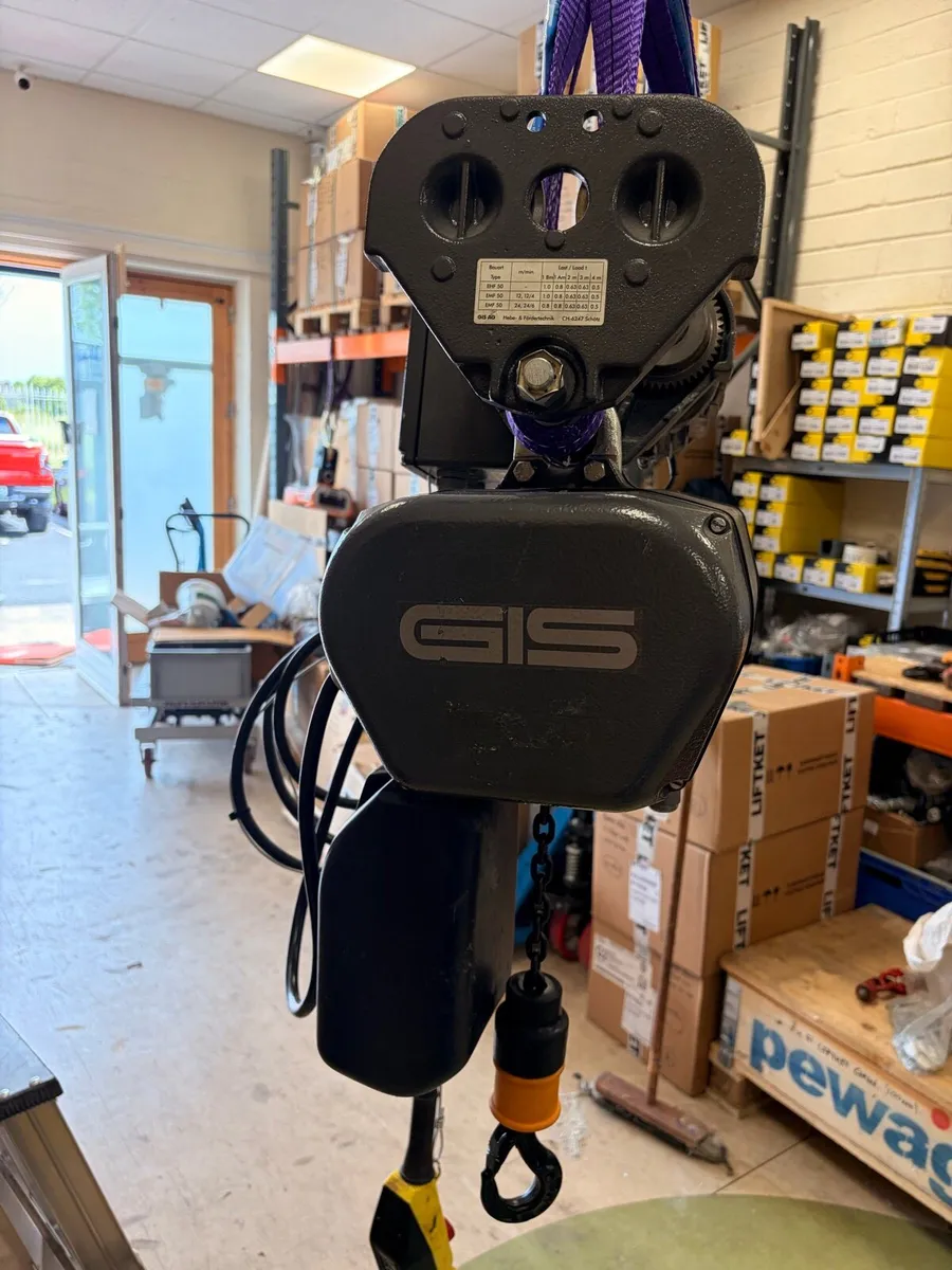 Hoist GIS 500kg with power travel trolley - Image 2