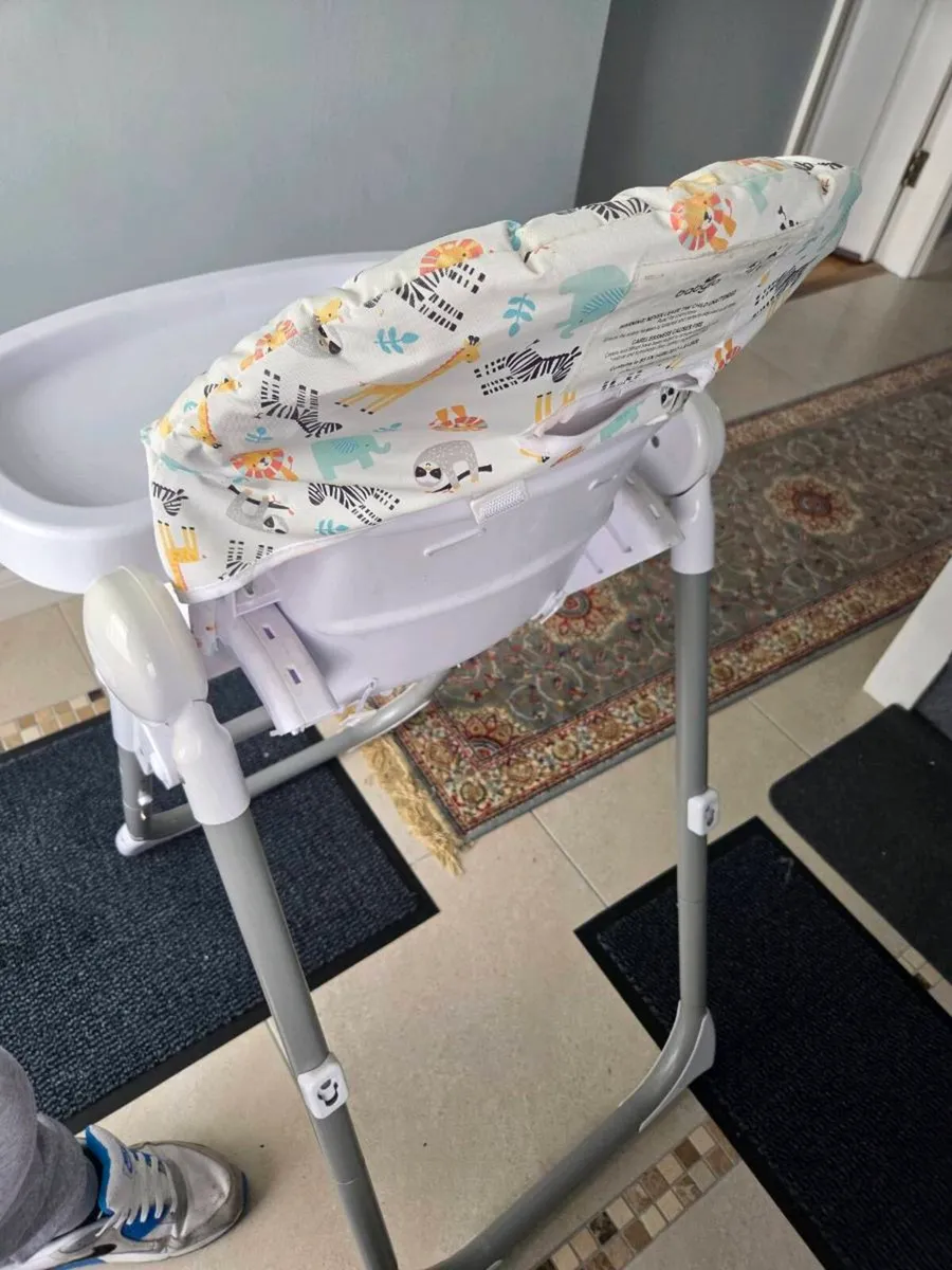 High chair - Image 3