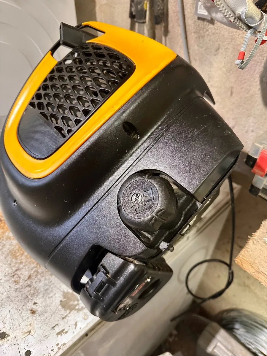 Lawnmower engine - Image 3